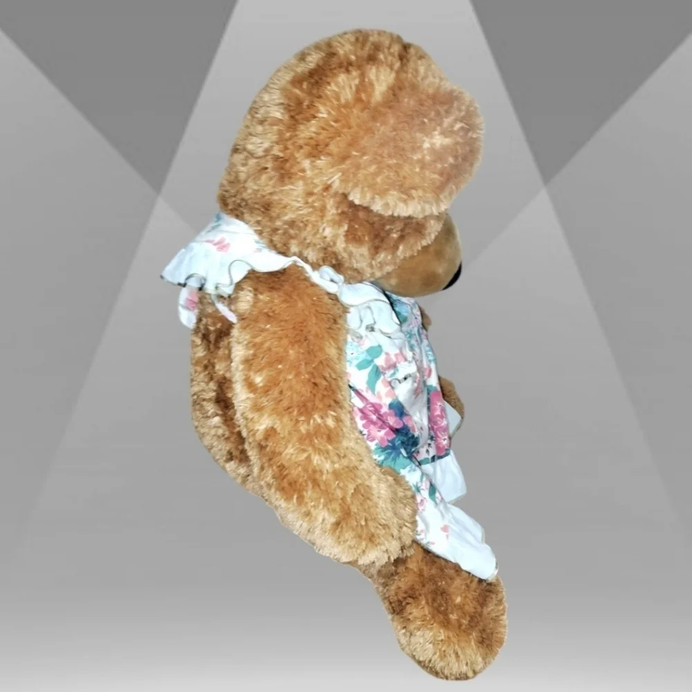 FAO SCHWARZ - Soft Bear with Flower Print Outfit